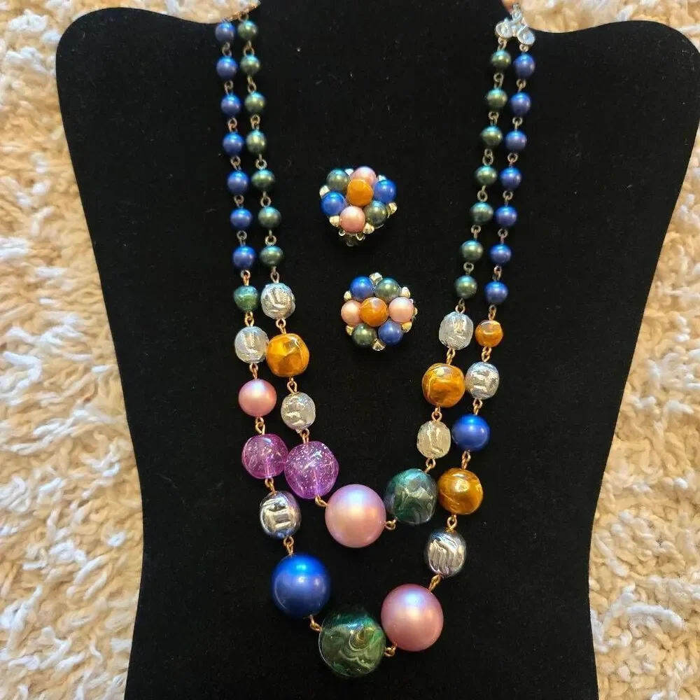 Vintage 50s 2 strand Necklace & Earrings Set Multicolor